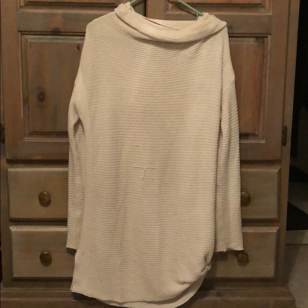 Long sleeve sweater